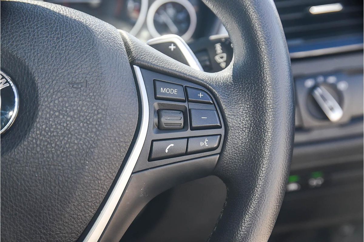 2014 BMW 3 Series 320i F30