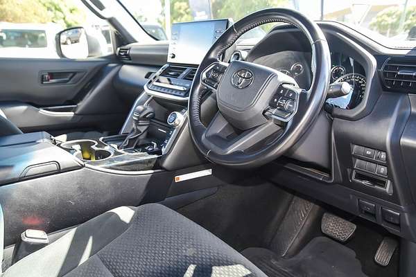 2023 Toyota Landcruiser GXL FJA300R