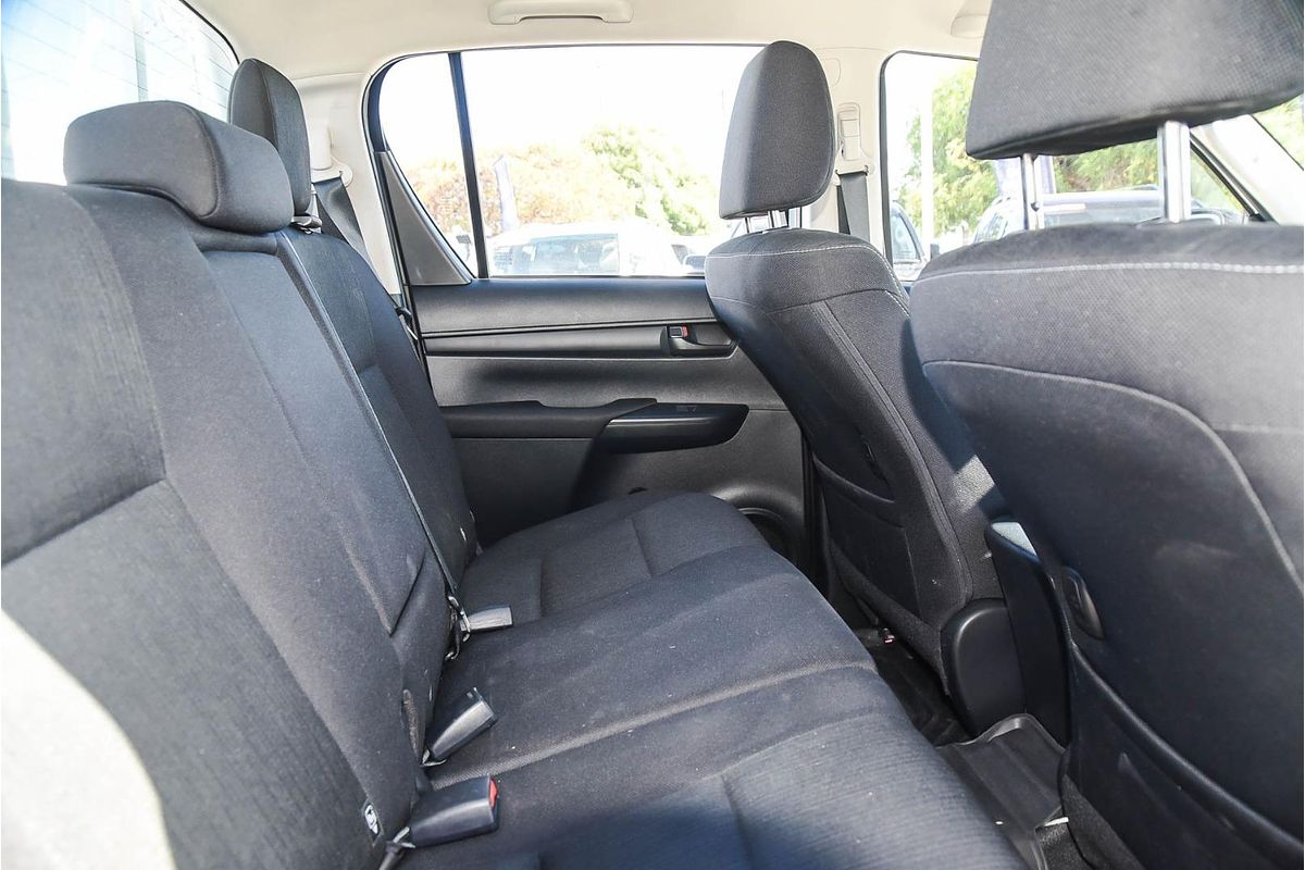 2024 Toyota Hilux SR GUN126R 4X4