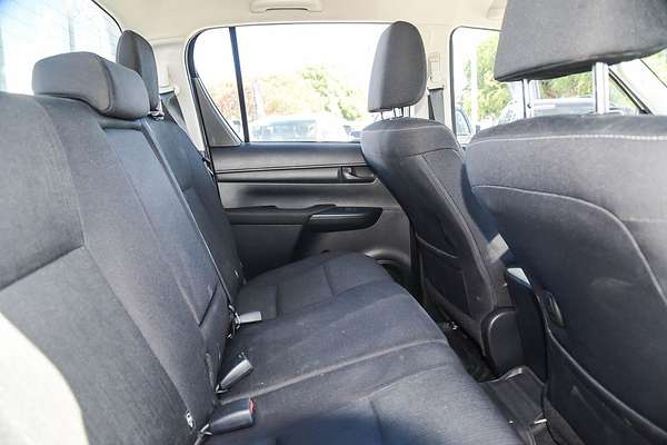 2024 Toyota Hilux SR GUN126R 4X4