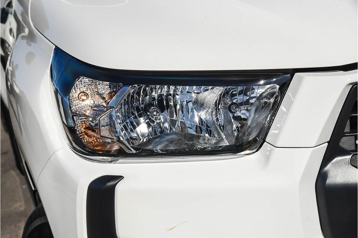 2024 Toyota Hilux SR GUN126R 4X4