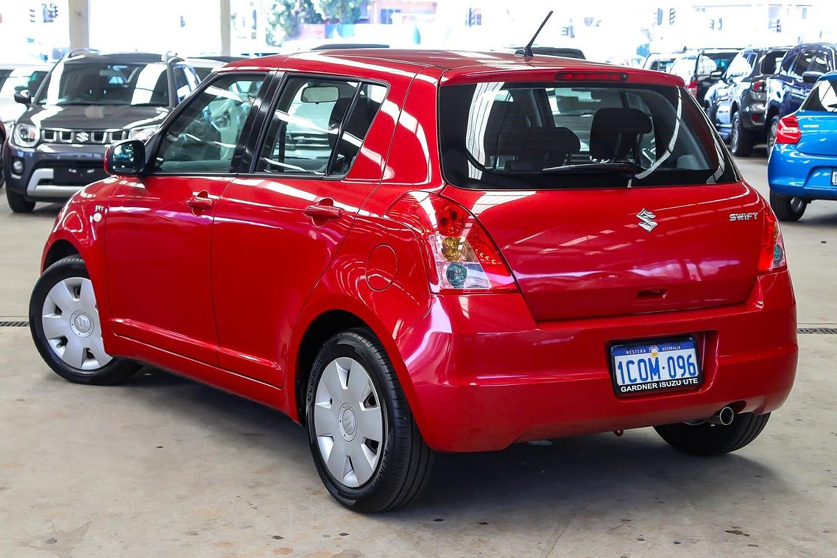 2007 Suzuki Swift GLX RS415
