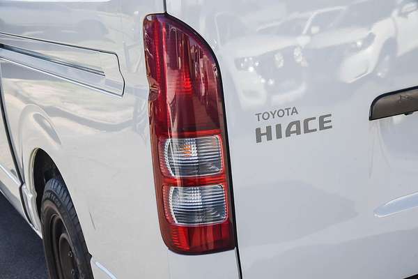 2018 Toyota Hiace KDH201R LWB