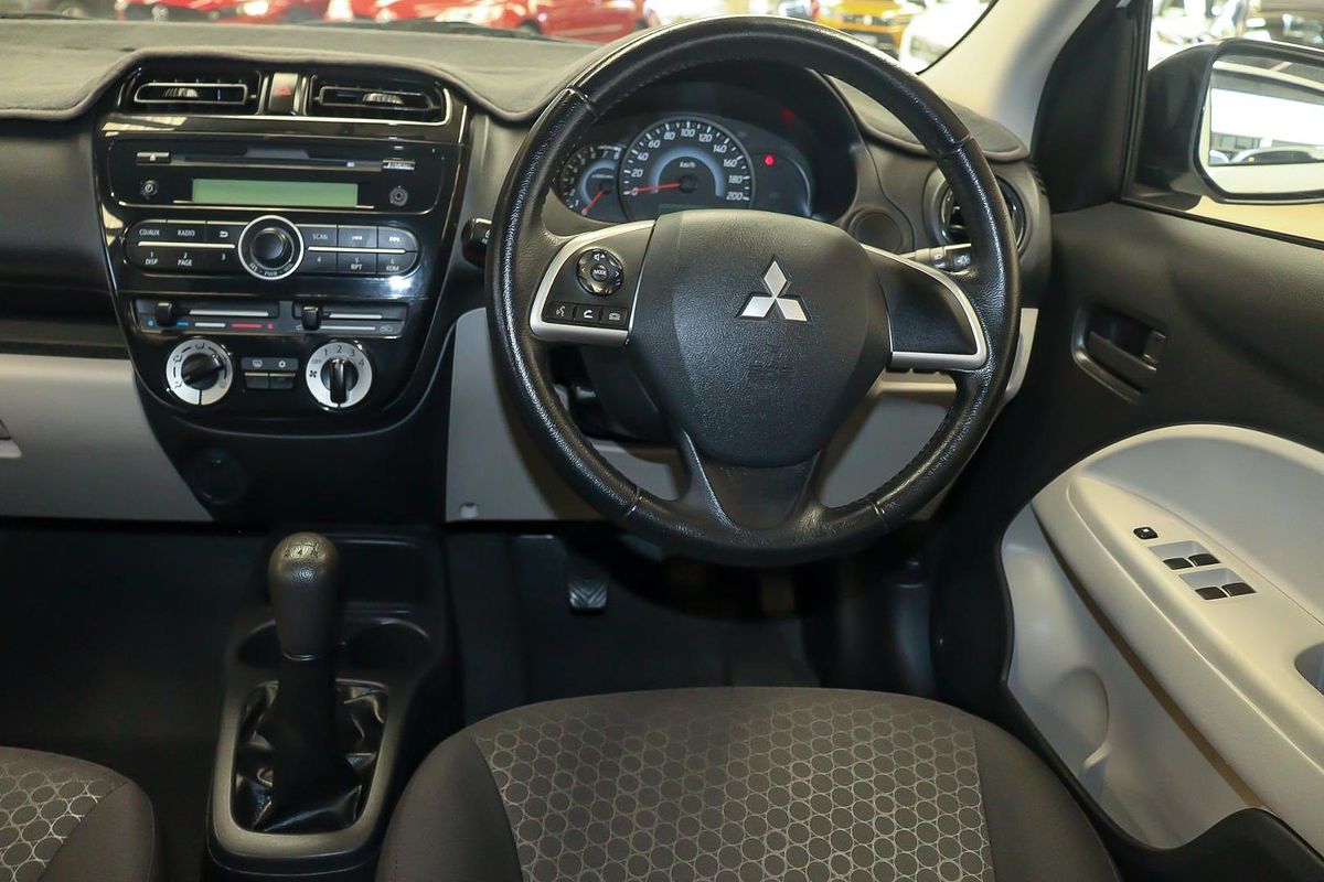 2013 Mitsubishi Mirage ES LA