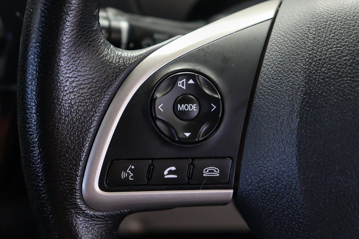 2013 Mitsubishi Mirage ES LA