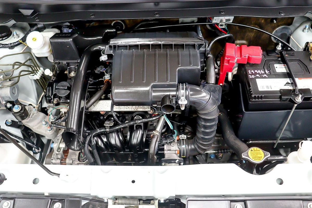 2013 Mitsubishi Mirage ES LA