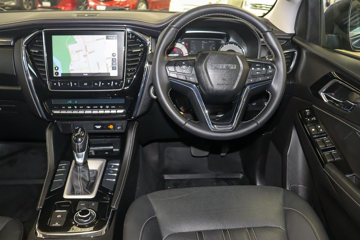 2023 Isuzu MU-X LS-T