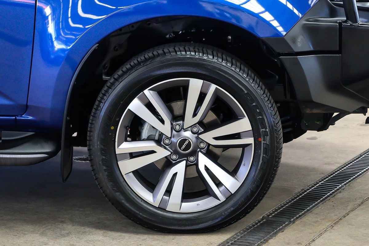 2023 Isuzu MU-X LS-T