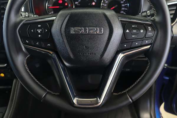 2023 Isuzu MU-X LS-T