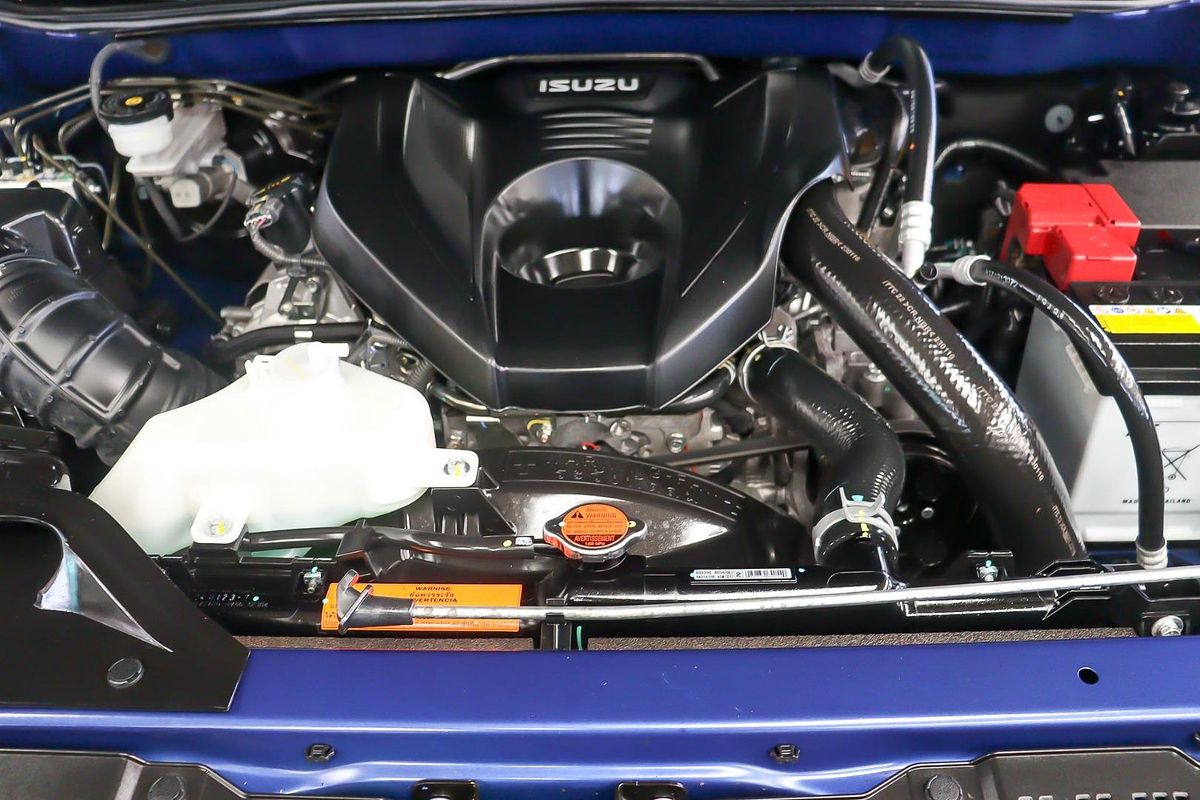 2023 Isuzu MU-X LS-T
