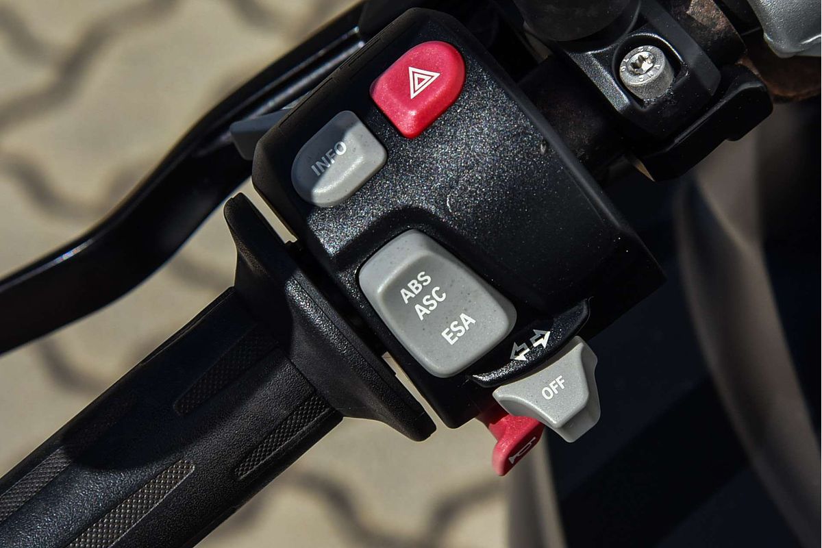 2011 BMW K 1300 R SE  K 1300