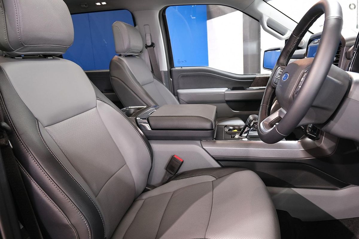 2023 Ford F-150 Lariat 4X4 LWB