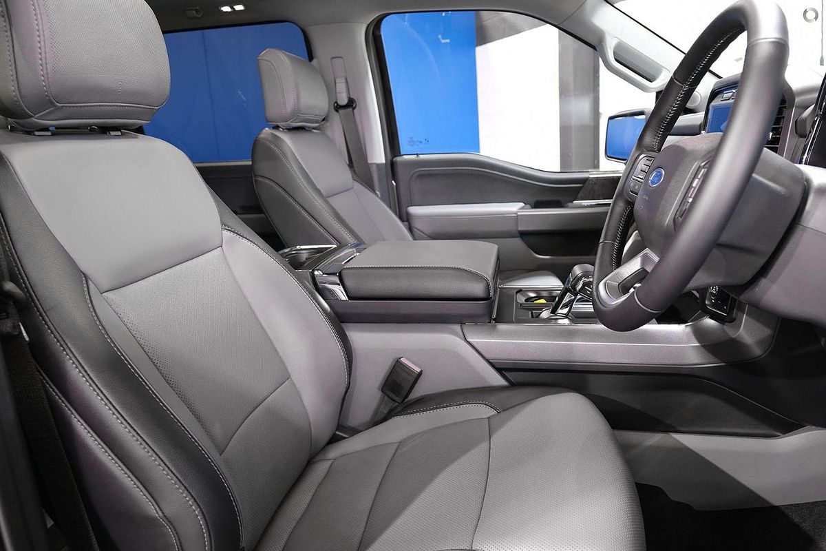 2023 Ford F-150 Lariat 4X4 LWB