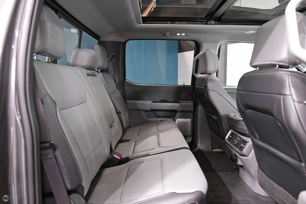 2023 Ford F-150 Lariat 4X4 LWB