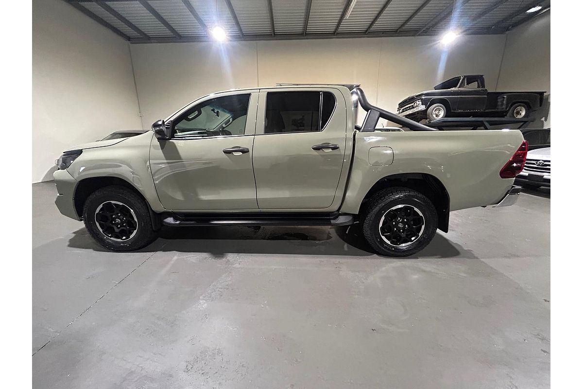 2018 Toyota Hilux SR GUN126R 4X4