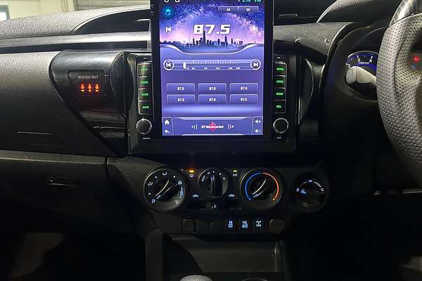 2018 Toyota Hilux SR GUN126R 4X4