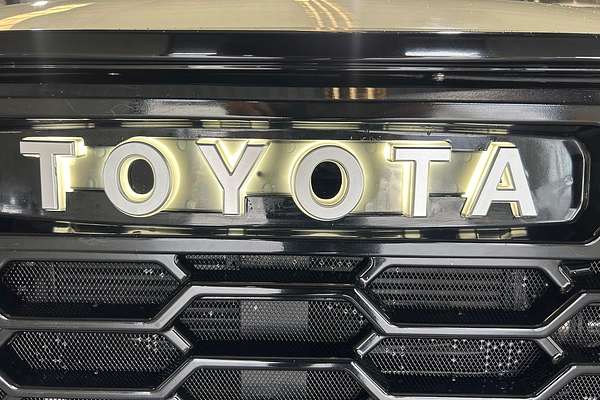 2018 Toyota Hilux SR GUN126R 4X4