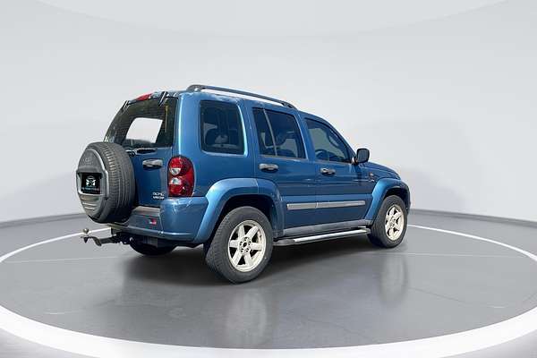 2005 Jeep Cherokee Limited KJ