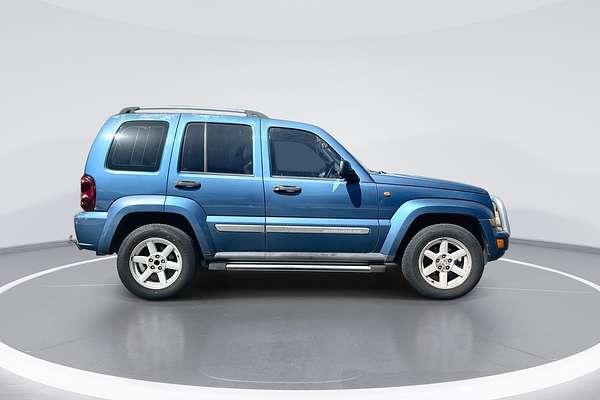 2005 Jeep Cherokee Limited KJ