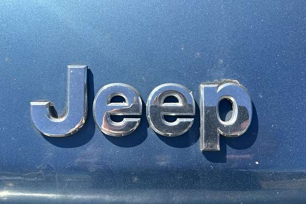 2005 Jeep Cherokee Limited KJ