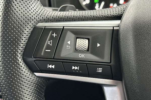 2023 Mitsubishi Outlander ES ZM