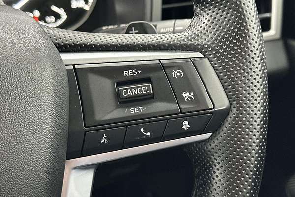 2023 Mitsubishi Outlander ES ZM