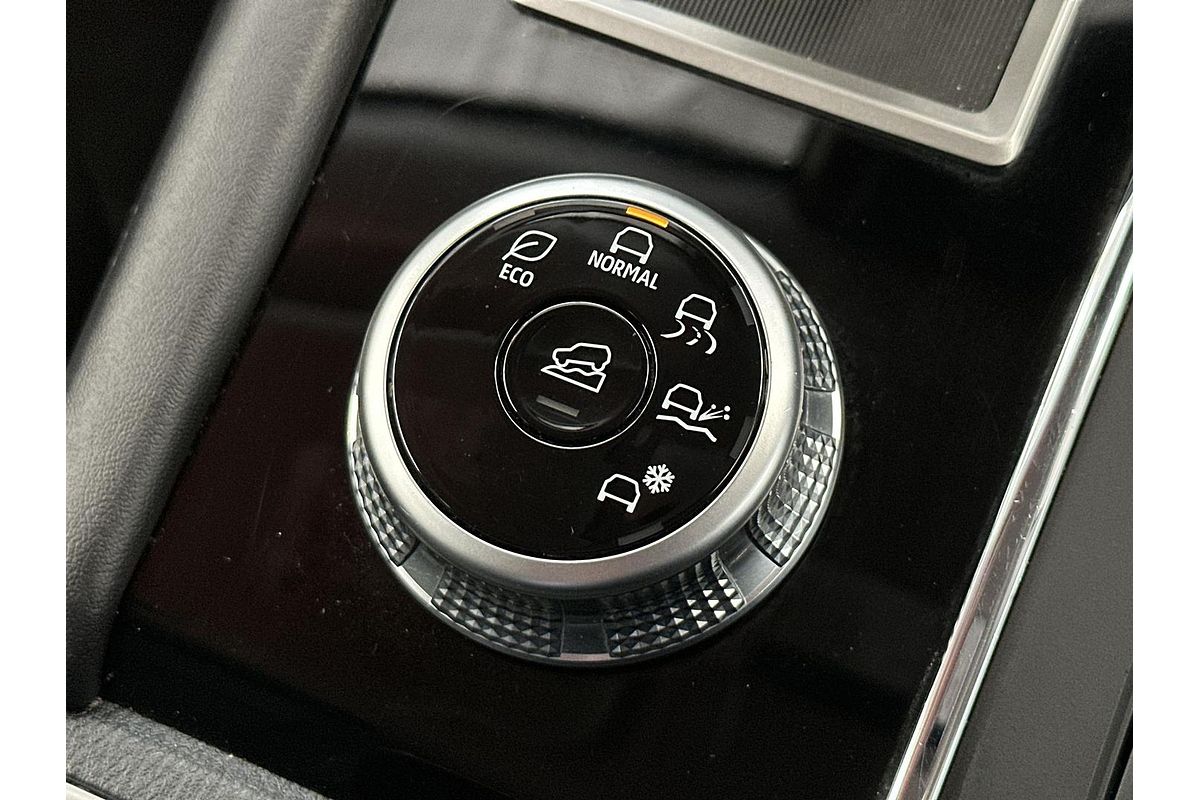 2023 Mitsubishi Outlander ES ZM