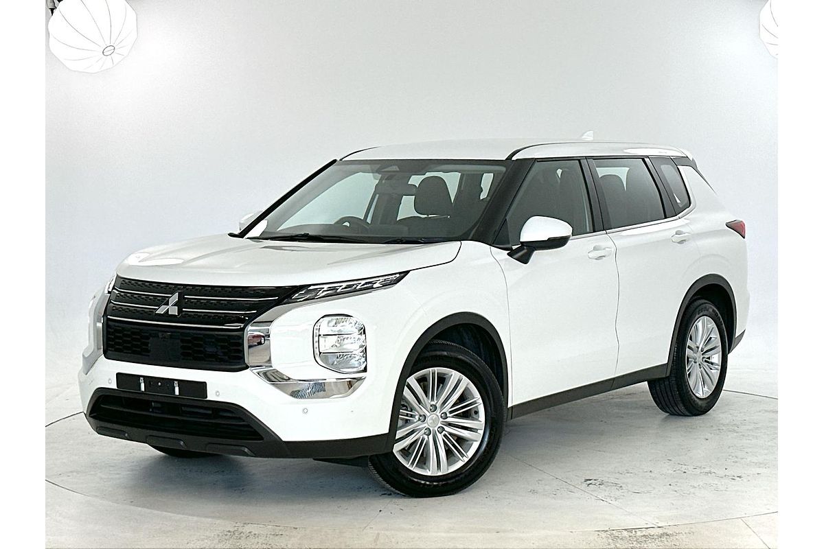 2024 Mitsubishi Outlander ES ZM