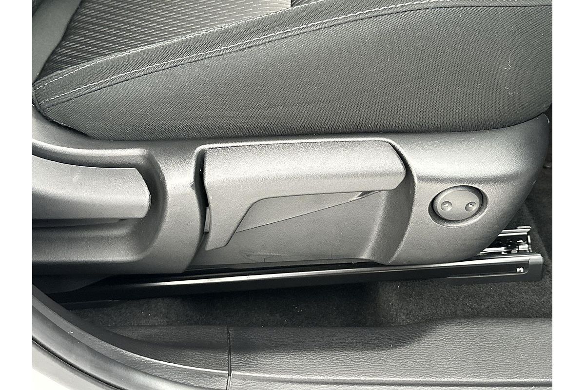 2024 Mitsubishi Outlander ES ZM