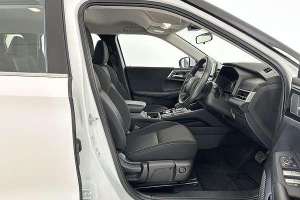 2024 Mitsubishi Outlander ES ZM