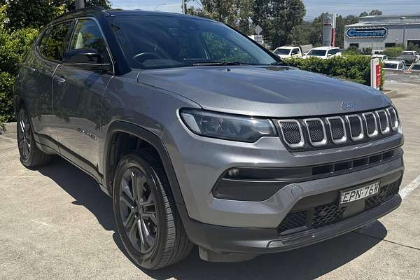 2021 Jeep Compass Launch Edition M6