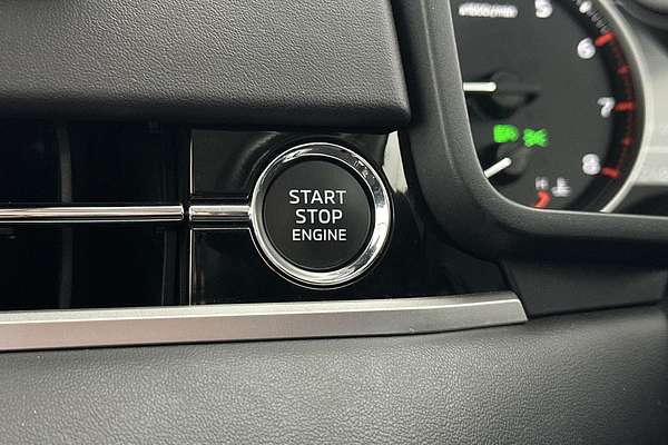 2024 Mitsubishi Outlander ES ZM