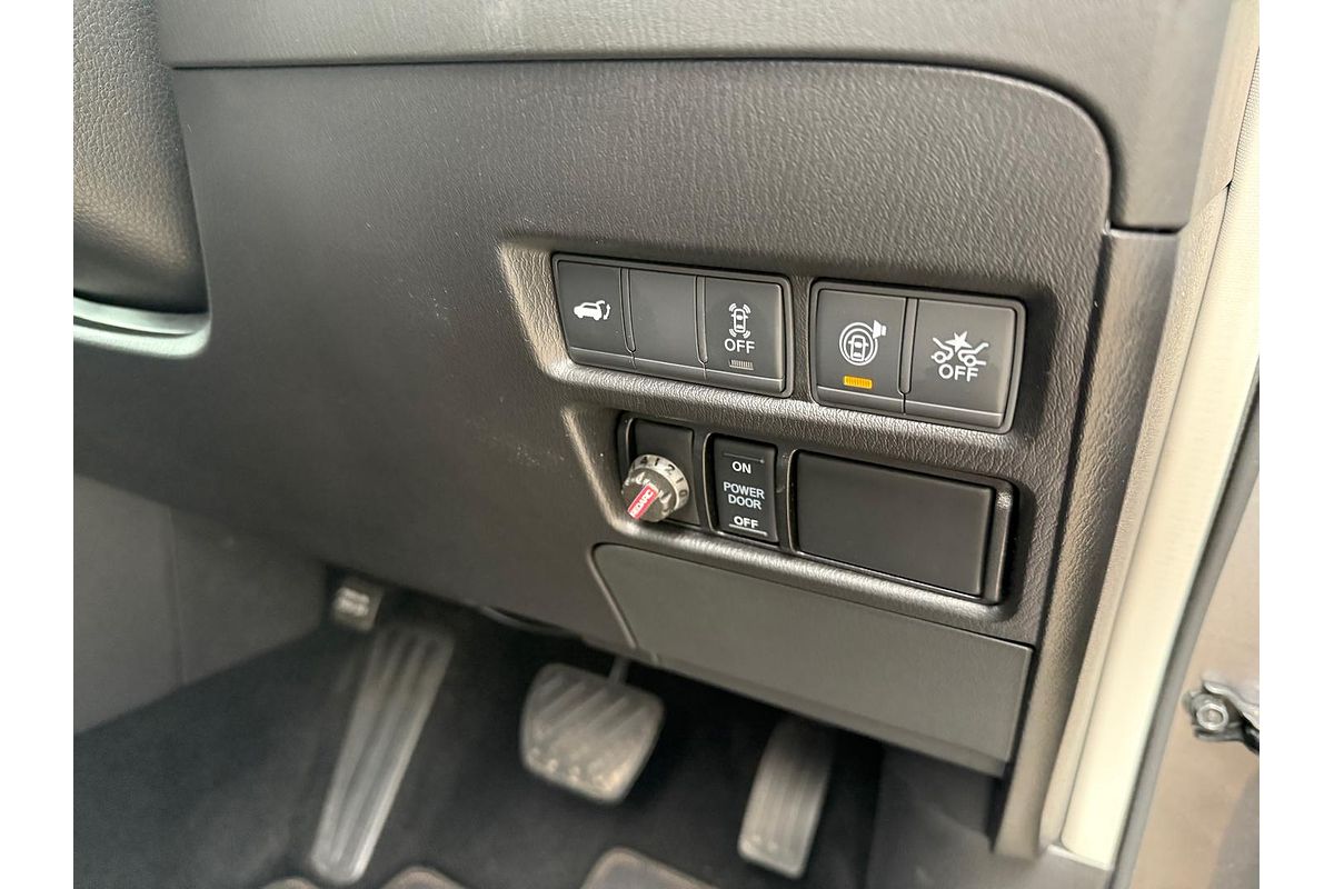 2024 Nissan Patrol Ti-L Y62