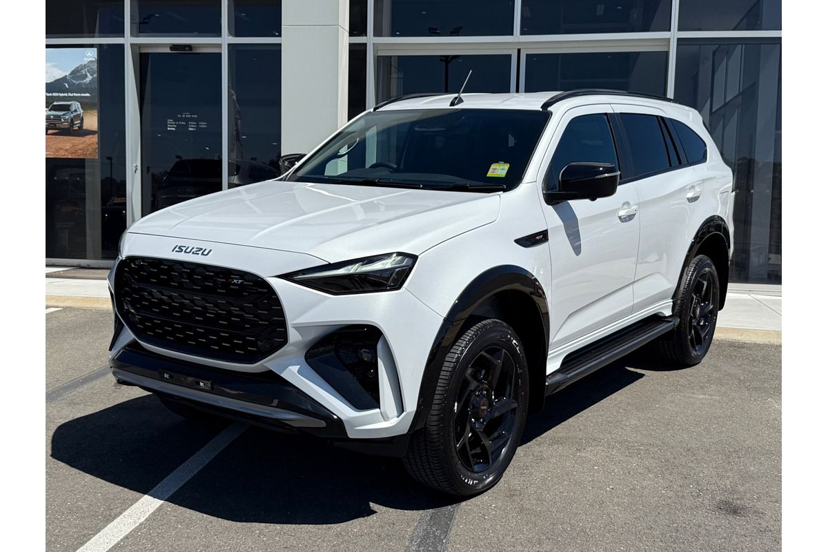 2025 Isuzu MU-X X-TERRAIN