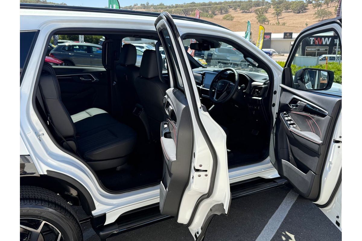 2025 Isuzu MU-X X-TERRAIN