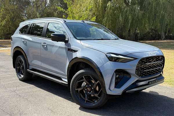 2025 Isuzu MU-X X-TERRAIN