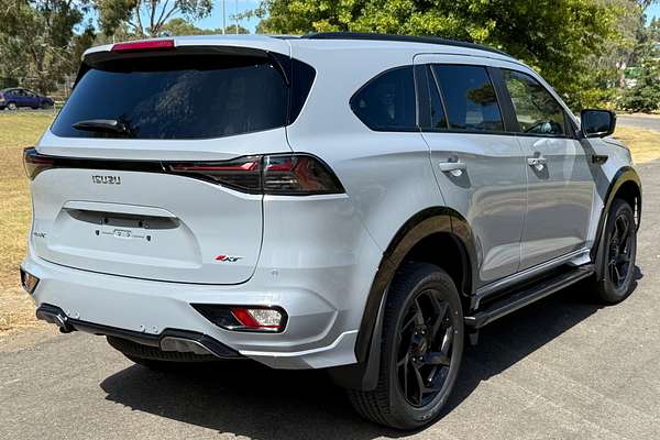 2025 Isuzu MU-X X-TERRAIN