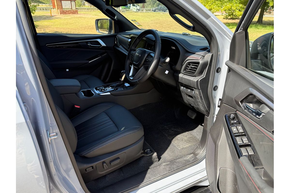 2025 Isuzu MU-X X-TERRAIN