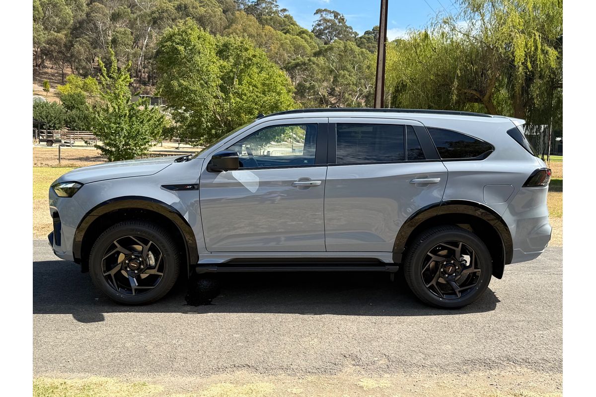 2025 Isuzu MU-X X-TERRAIN