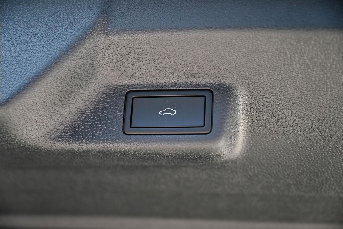 2025 Volkswagen ID. Buzz Pro BEV560 EB SWB