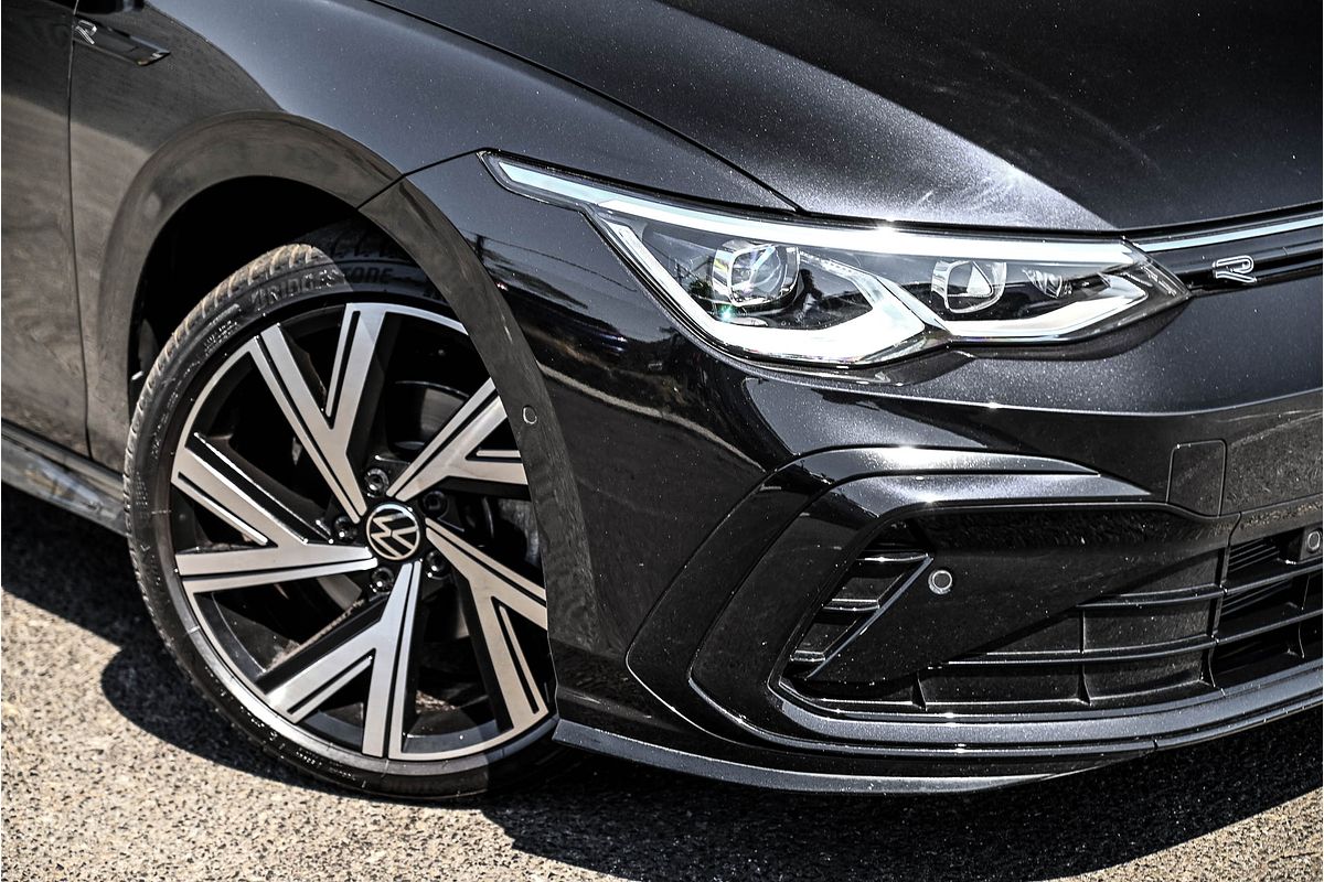 2022 Volkswagen Golf 110TSI R-Line 8