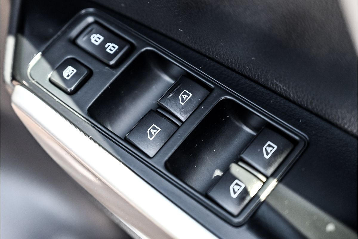 2024 Mitsubishi Pajero Sport Exceed QF