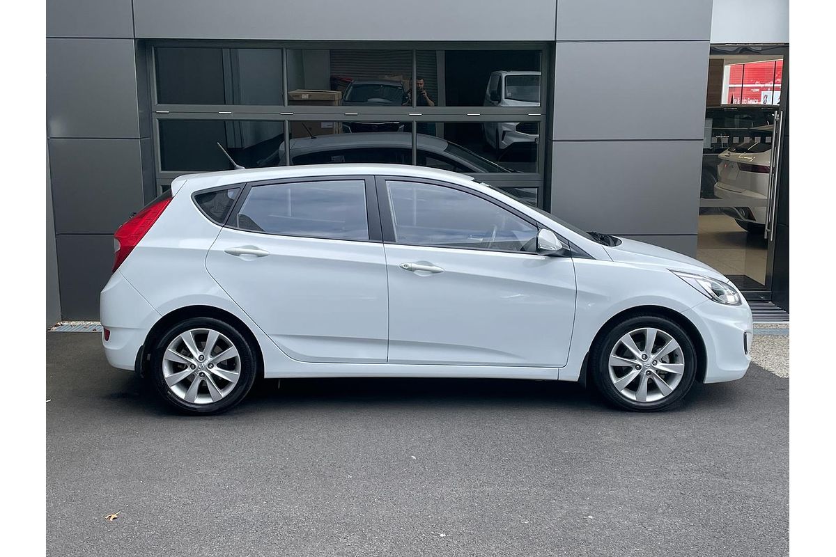 2018 Hyundai Accent Sport RB6