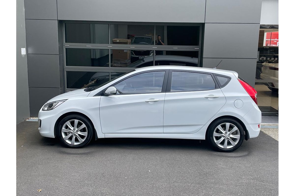 2018 Hyundai Accent Sport RB6