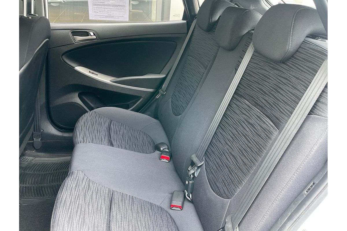 2018 Hyundai Accent Sport RB6