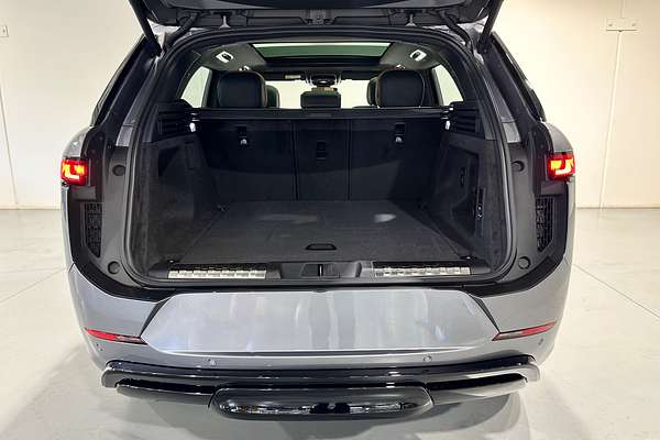 2025 Land Rover Range Rover Sport D300 Dynamic SE L461