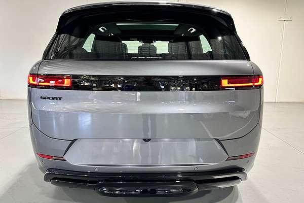 2025 Land Rover Range Rover Sport D300 Dynamic SE L461