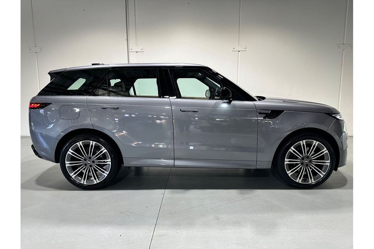 2025 Land Rover Range Rover Sport D300 Dynamic SE L461