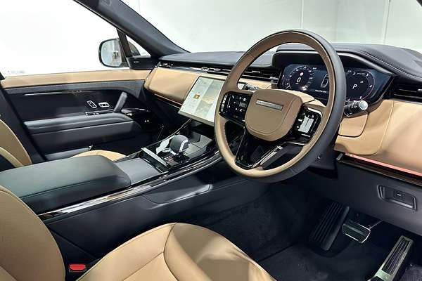 2025 Land Rover Range Rover Sport D300 Dynamic SE L461