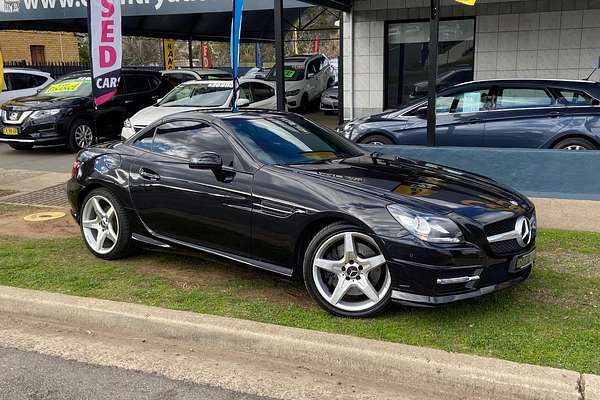 2011 Mercedes-Benz SLK-Class SLK200 BlueEFFICIENCY R172